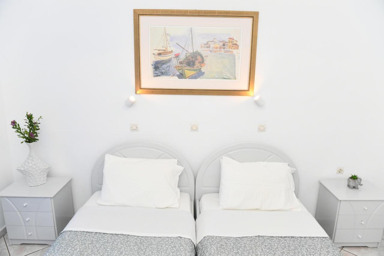 Mimis Apartments Kéfalos エクステリア 写真