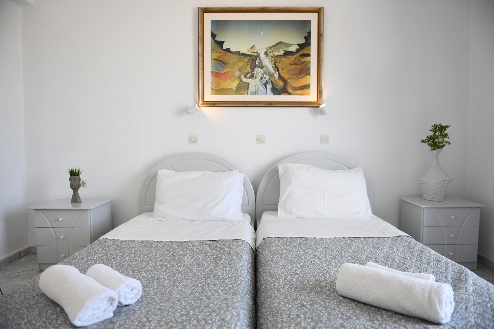 Mimis Apartments Kéfalos エクステリア 写真
