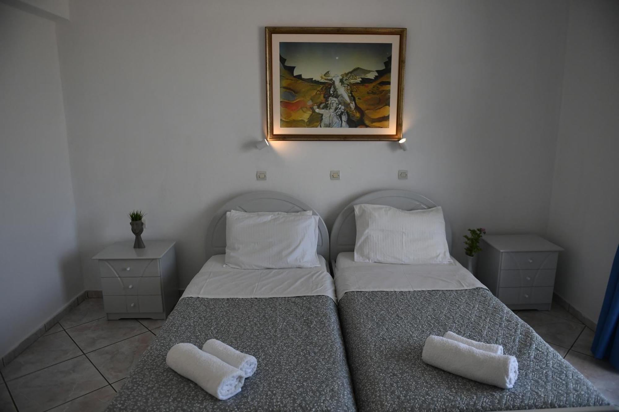 Mimis Apartments Kéfalos エクステリア 写真